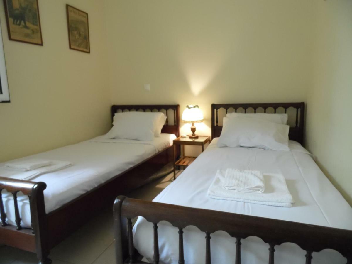 Theni Olive Grove Villa Kato Yerakarion ภายนอก รูปภาพ