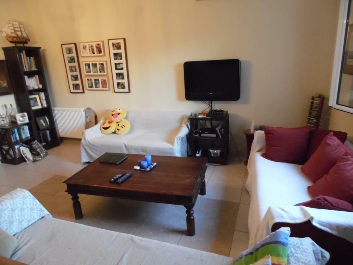Theni Olive Grove Villa Kato Yerakarion ภายนอก รูปภาพ