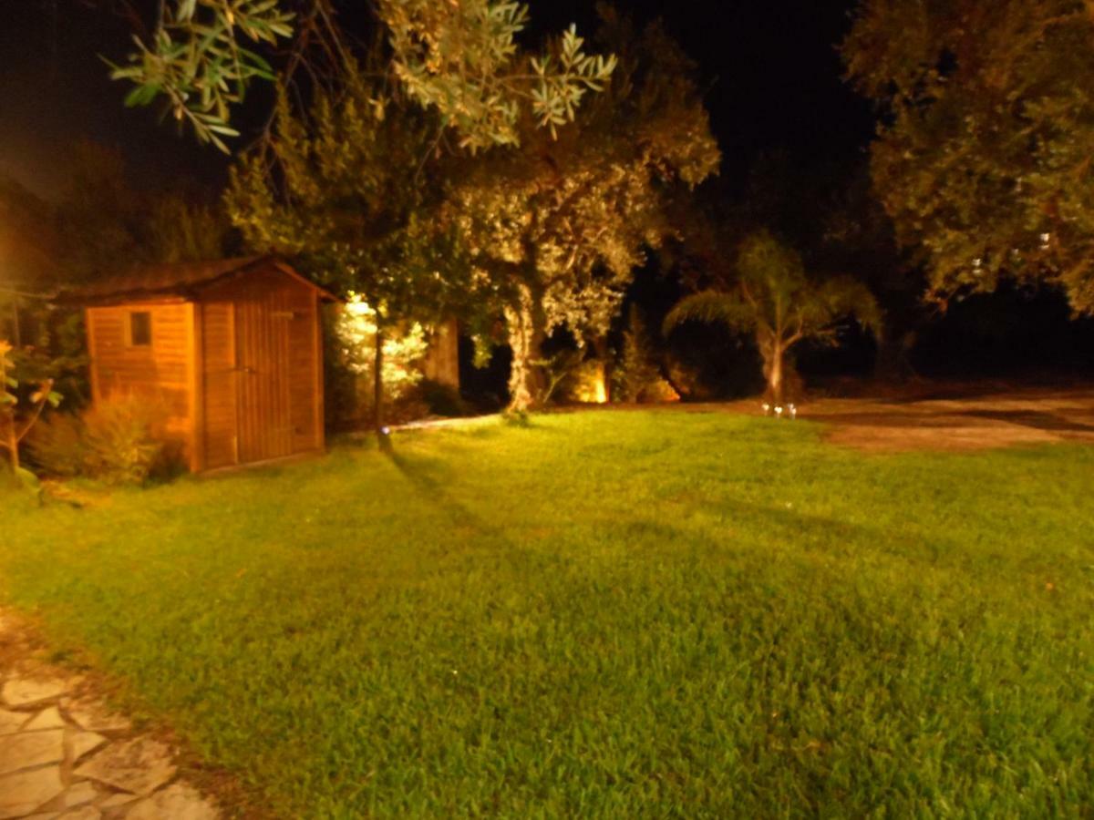 Theni Olive Grove Villa Kato Yerakarion ภายนอก รูปภาพ